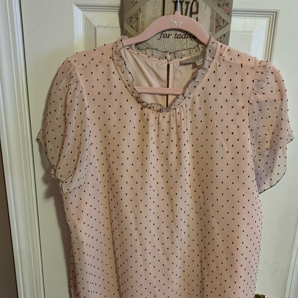 Slightly used beautiful Loft blouse.